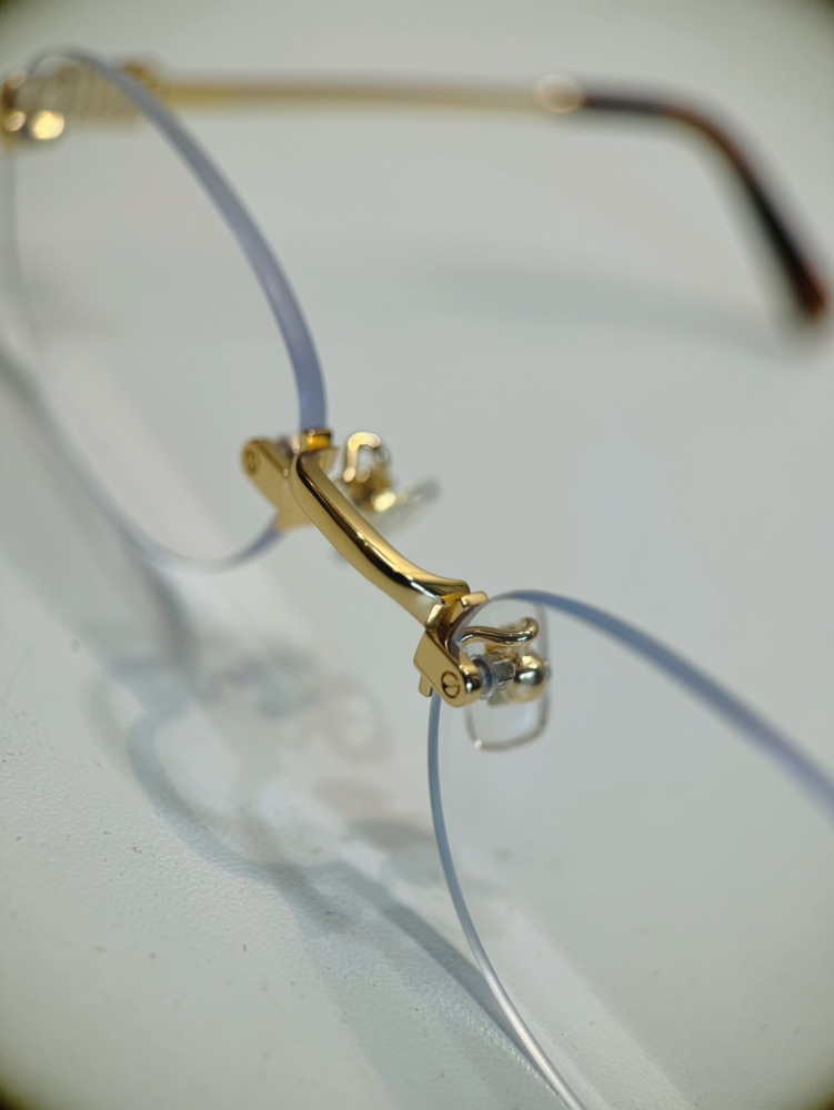 Miu Miu Logo sunglasses