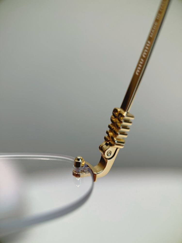 Miu Miu Logo sunglasses