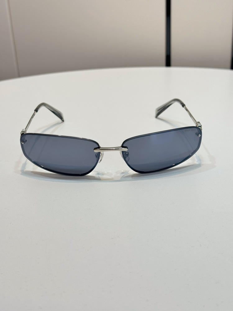 Miu sunglasses