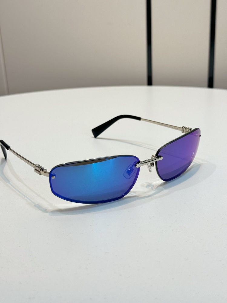 Miu sunglasses