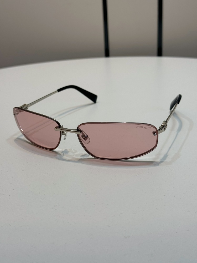 Miu sunglasses