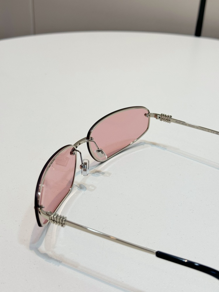 Miu sunglasses