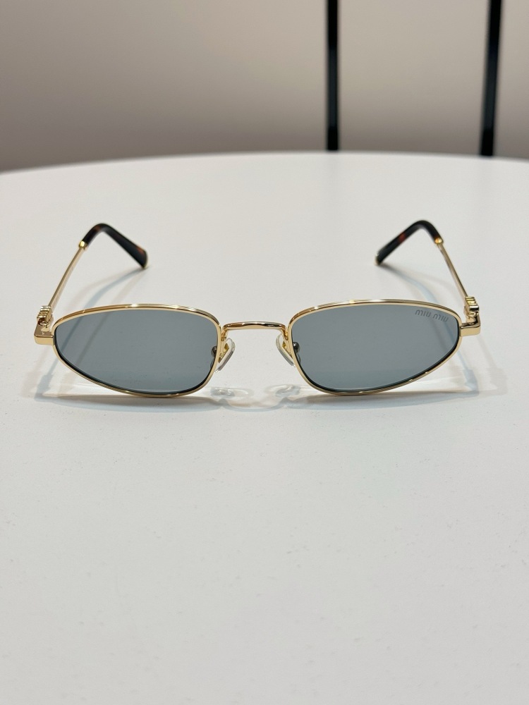 MIUMIU sunglasses