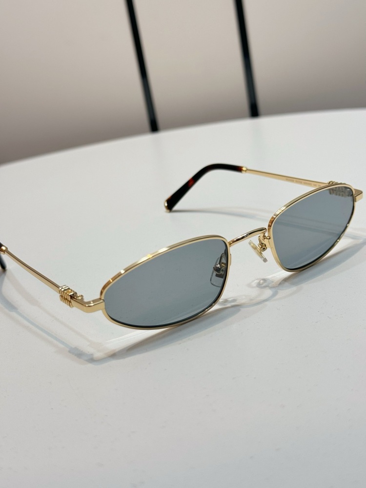 MIUMIU sunglasses