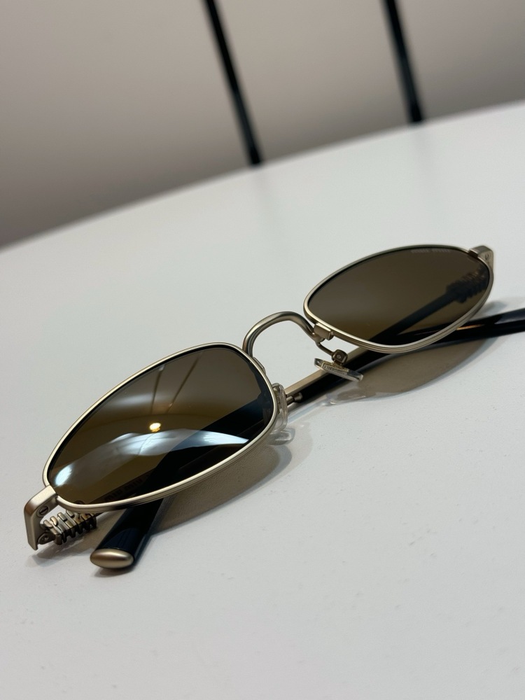 MIUMIU sunglasses