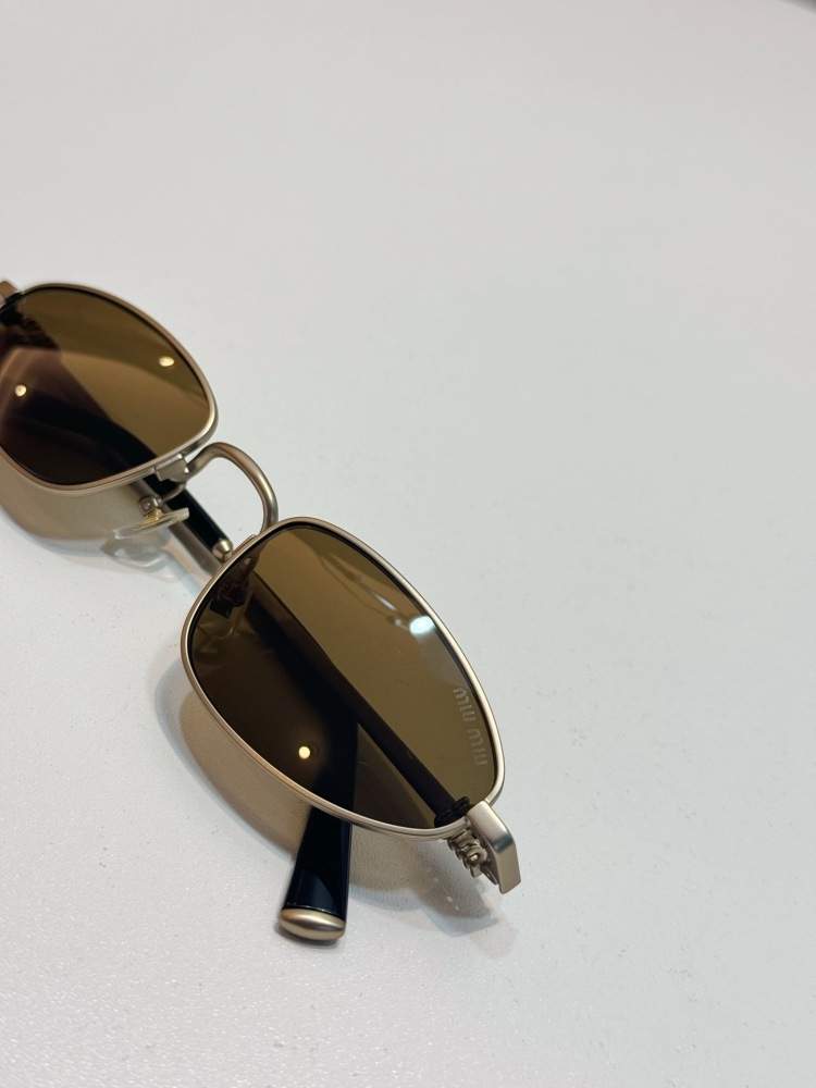 MIUMIU sunglasses