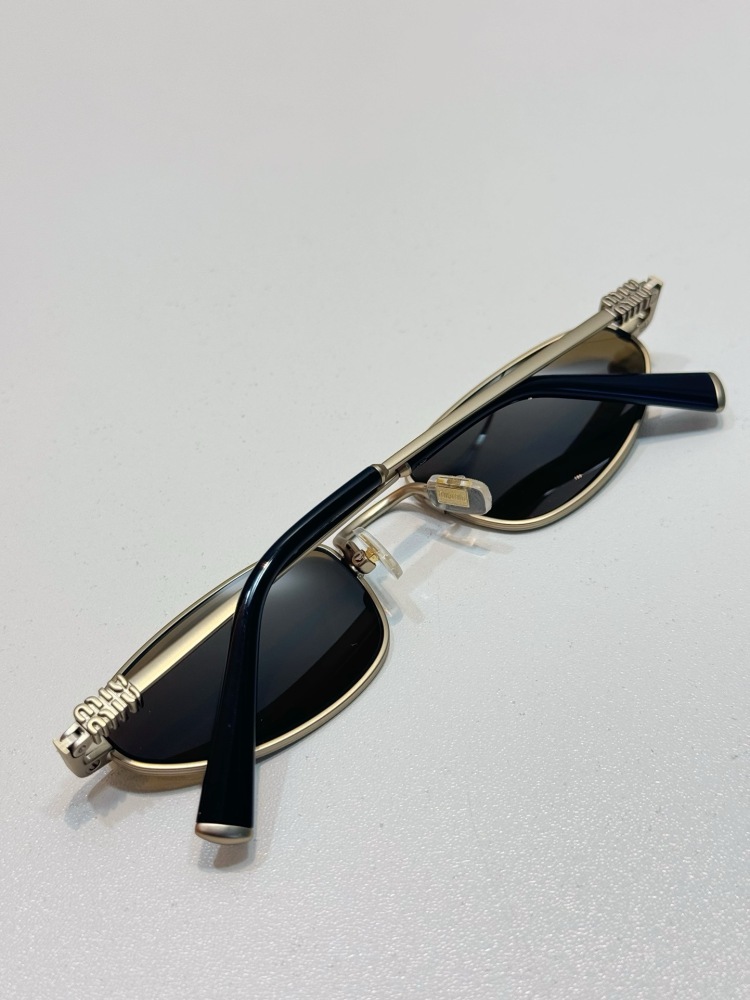 MIUMIU sunglasses