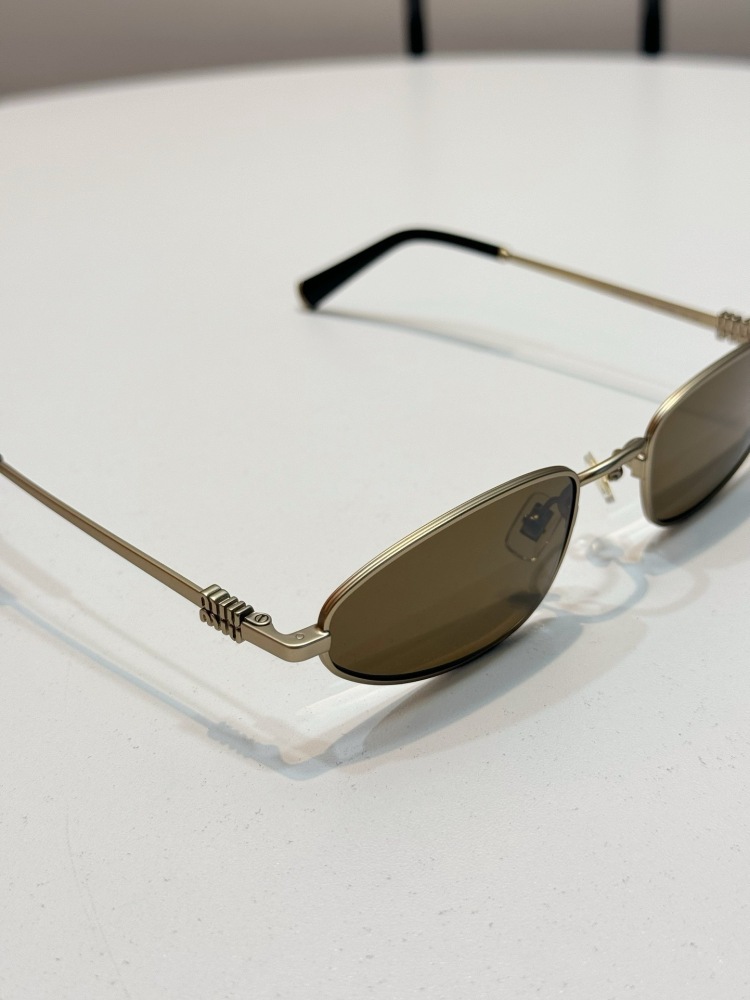 MIUMIU sunglasses