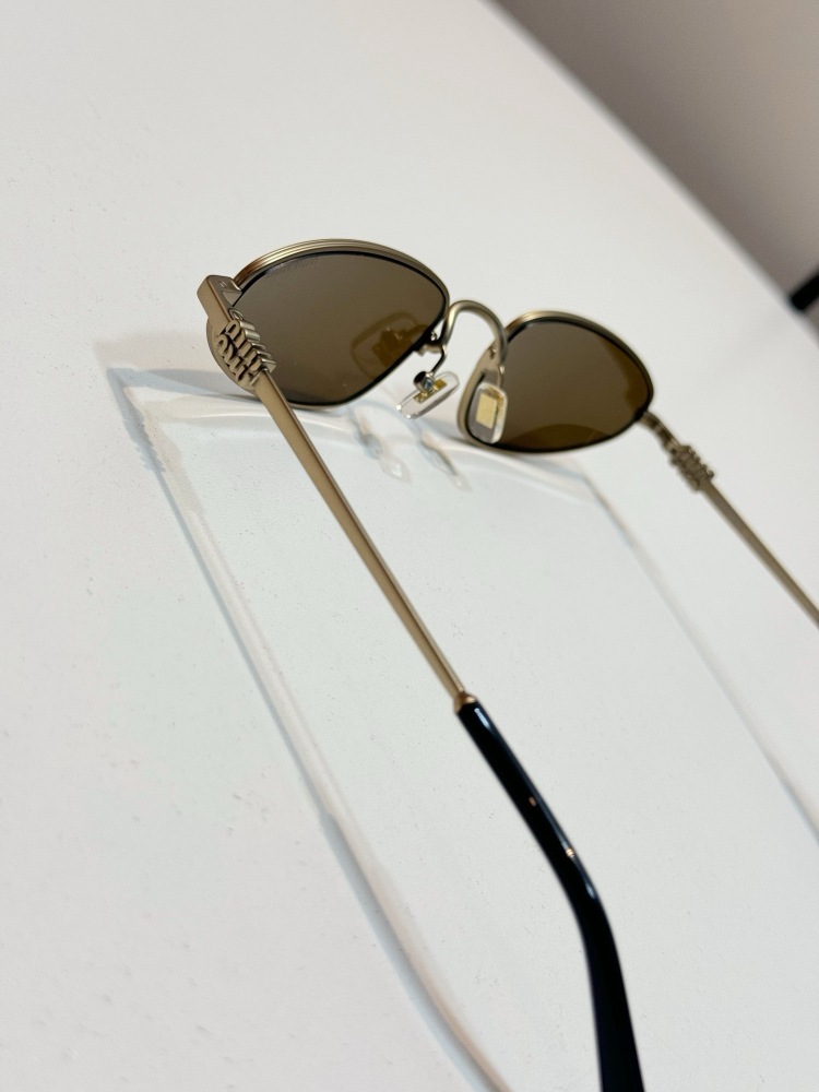MIUMIU sunglasses