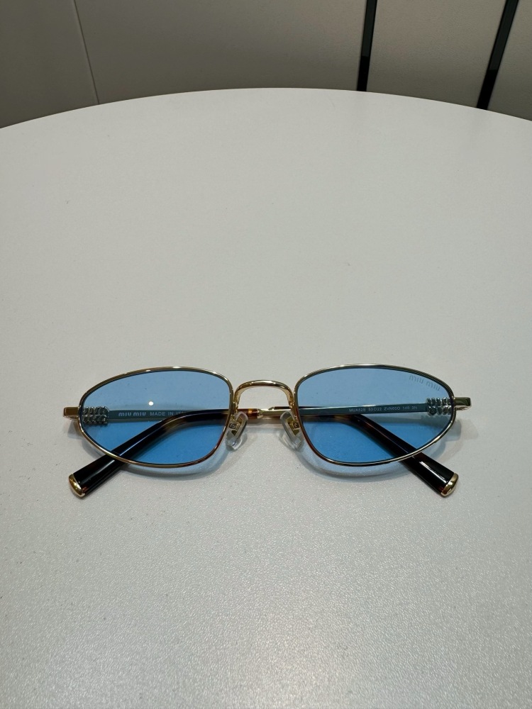 MIUMIU sunglasses