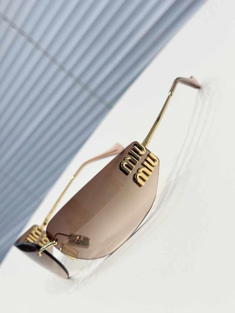 MIUMIU  sunglasses