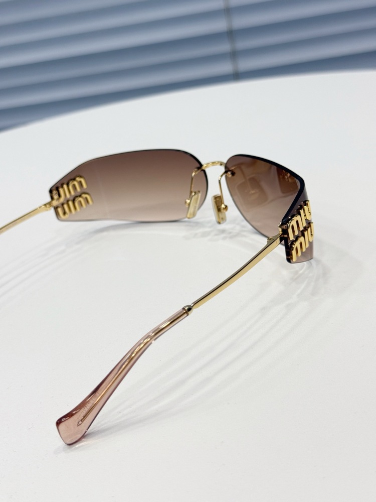 MIUMIU  sunglasses