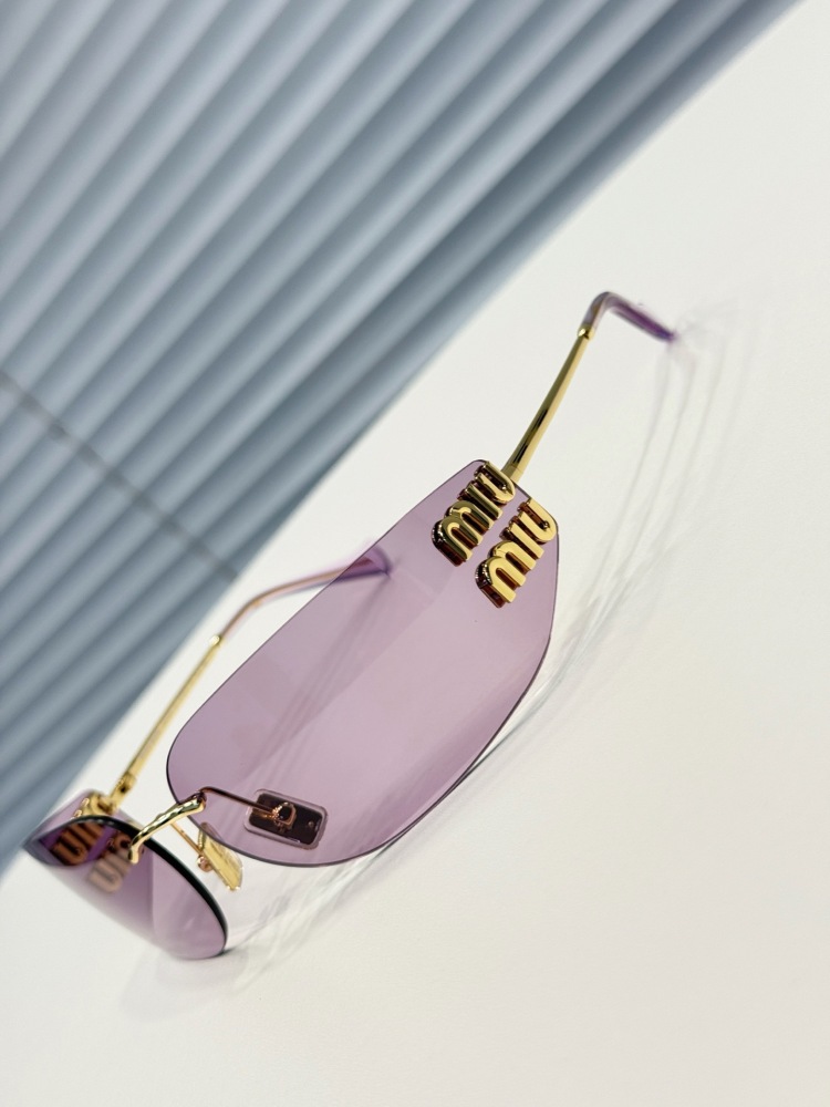 MIUMIU sunglasses