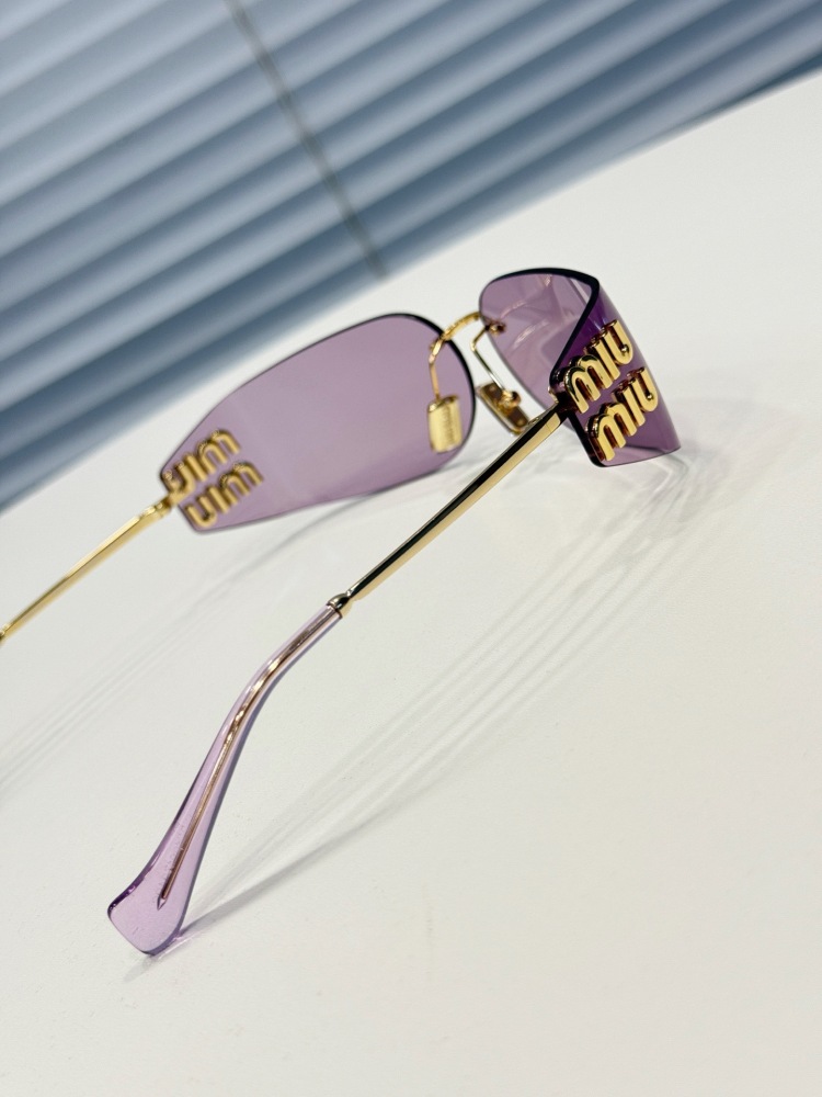 MIUMIU sunglasses