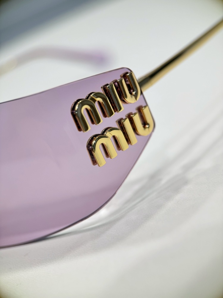 MIUMIU sunglasses
