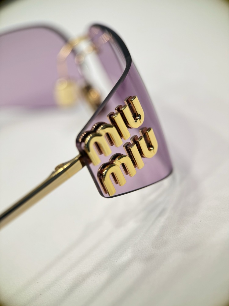MIUMIU sunglasses