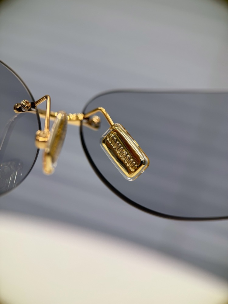 MIUMIU sunglasses