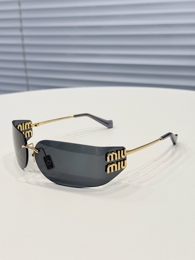 MIUMIU sunglasses