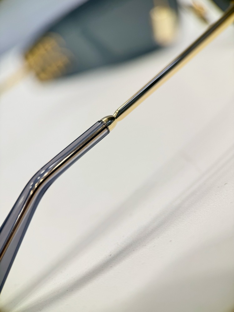 MIUMIU sunglasses