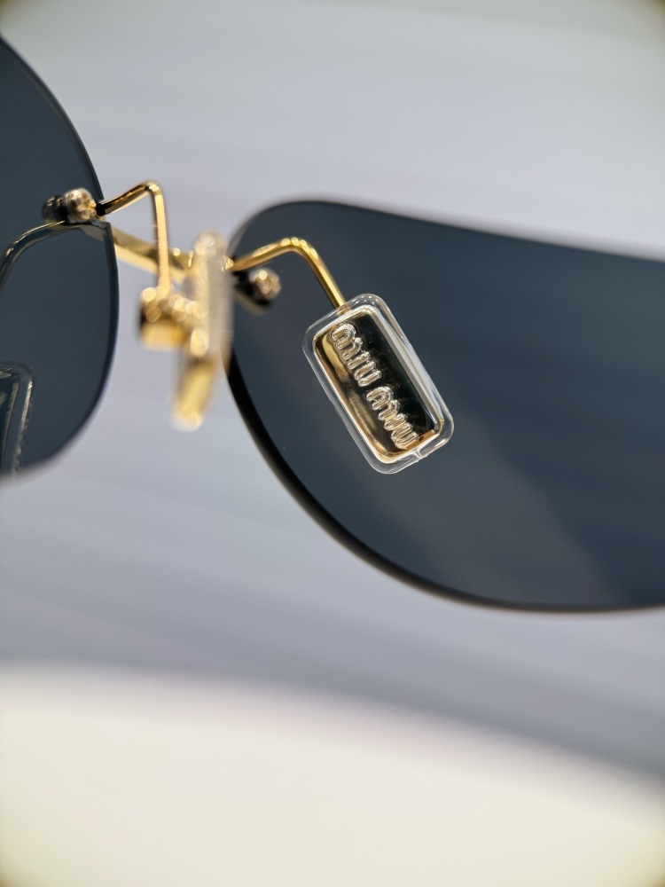 MIUMIU sunglasses