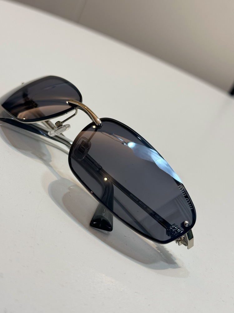 MIUMIU  sunglasses