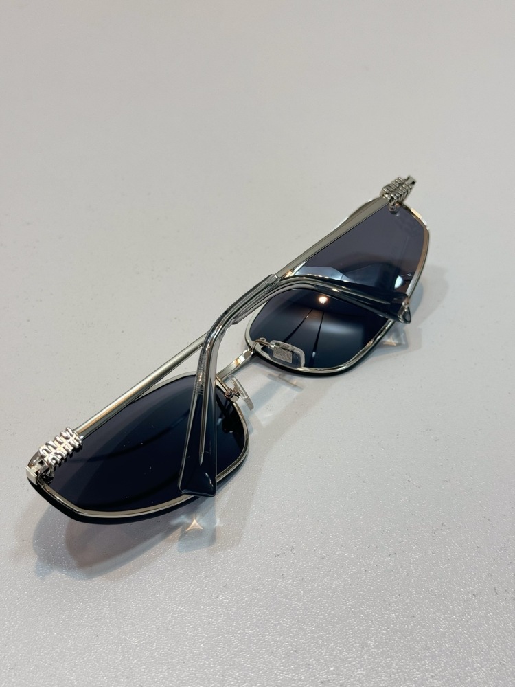 MIUMIU  sunglasses