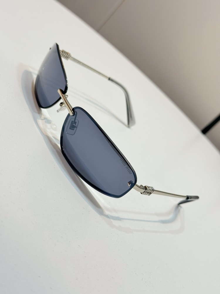 MIUMIU  sunglasses