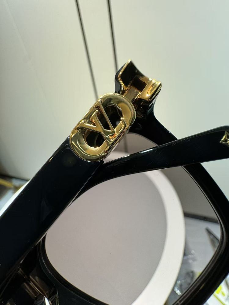LV sunglasses