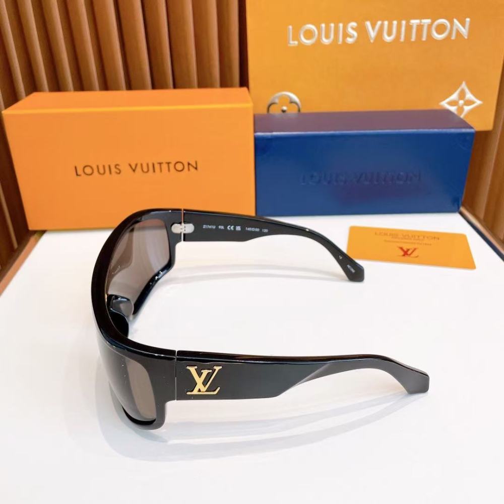 LV sunglasses
