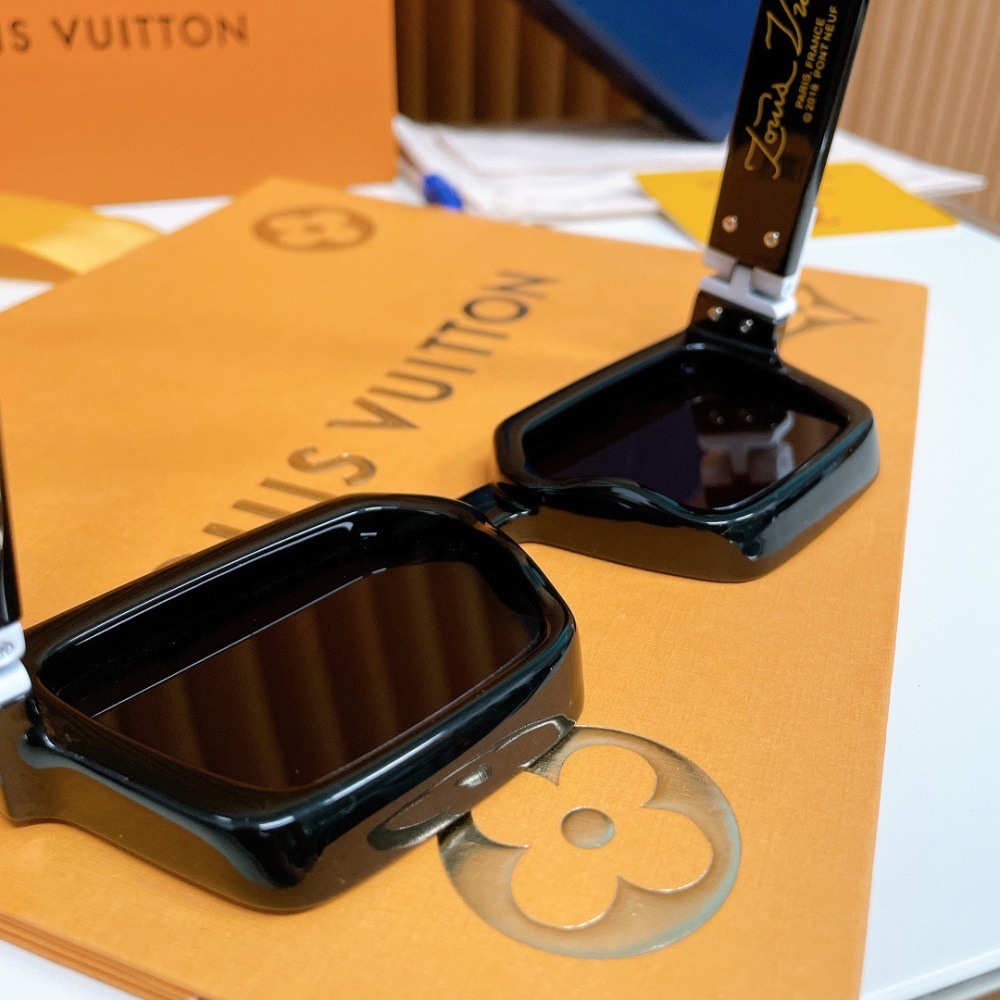 LV sunglasses