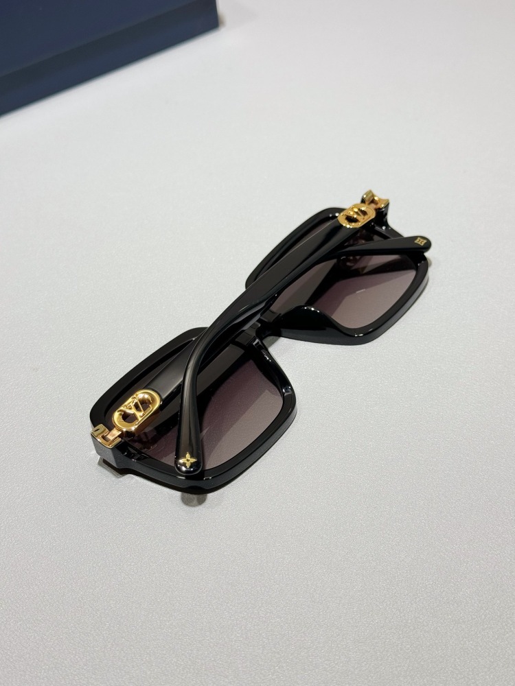 LV sunglasses