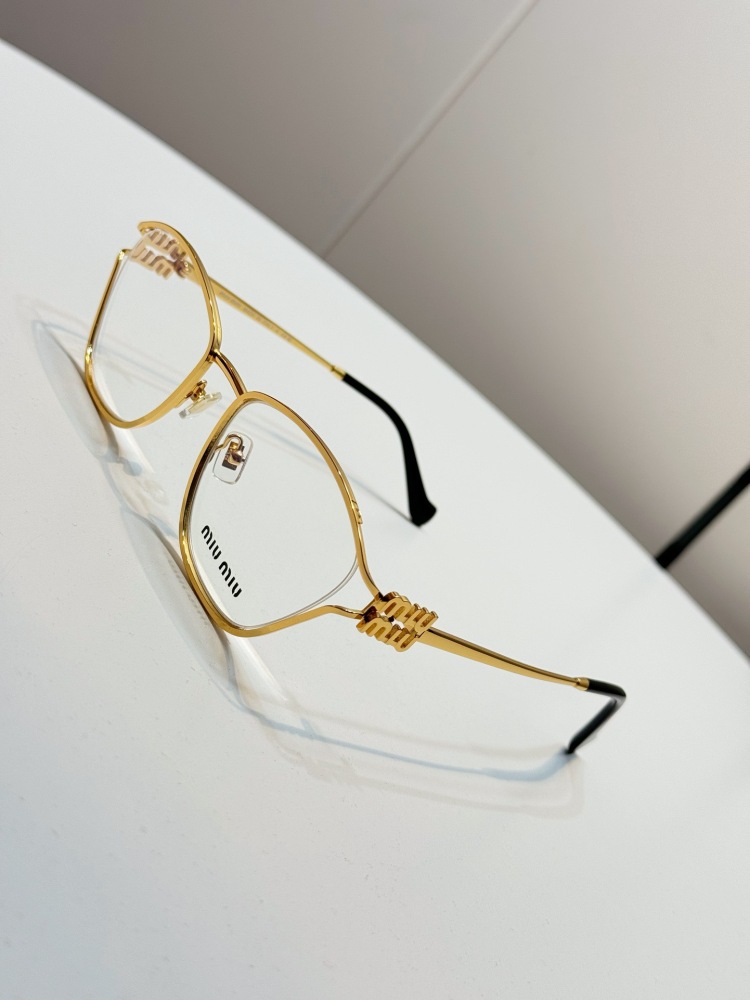 MIU MIU sunglasses