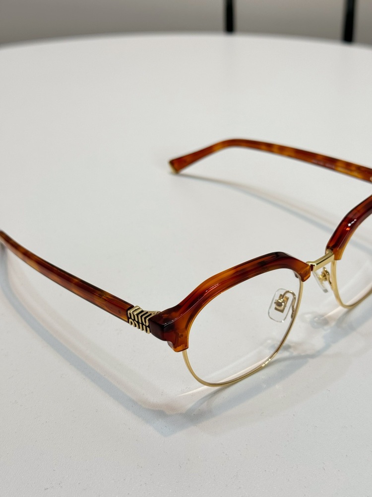 MIU MIU glasses