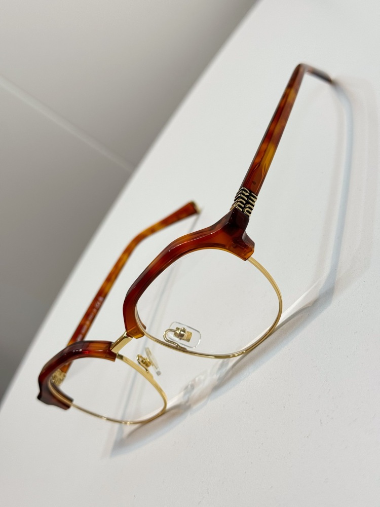 MIU MIU glasses