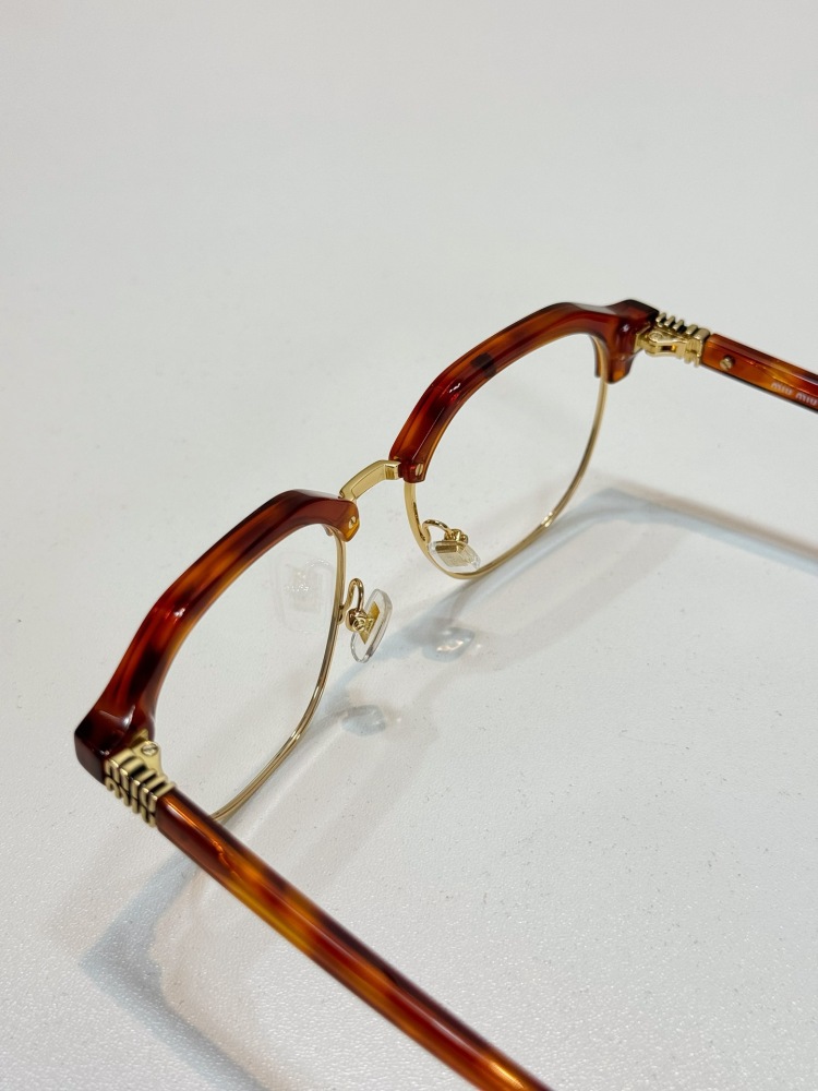 MIU MIU glasses