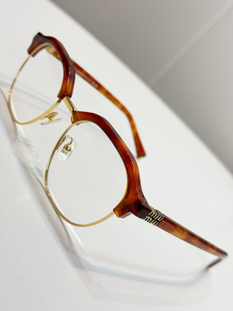 MIU MIU glasses