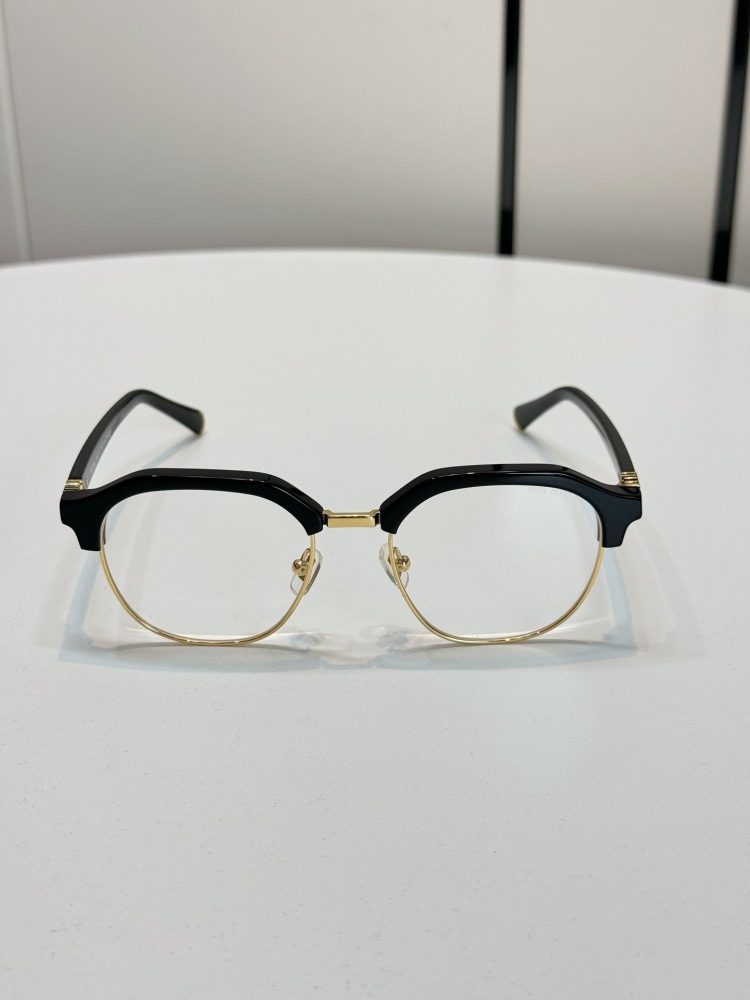 MIU MIU glasses