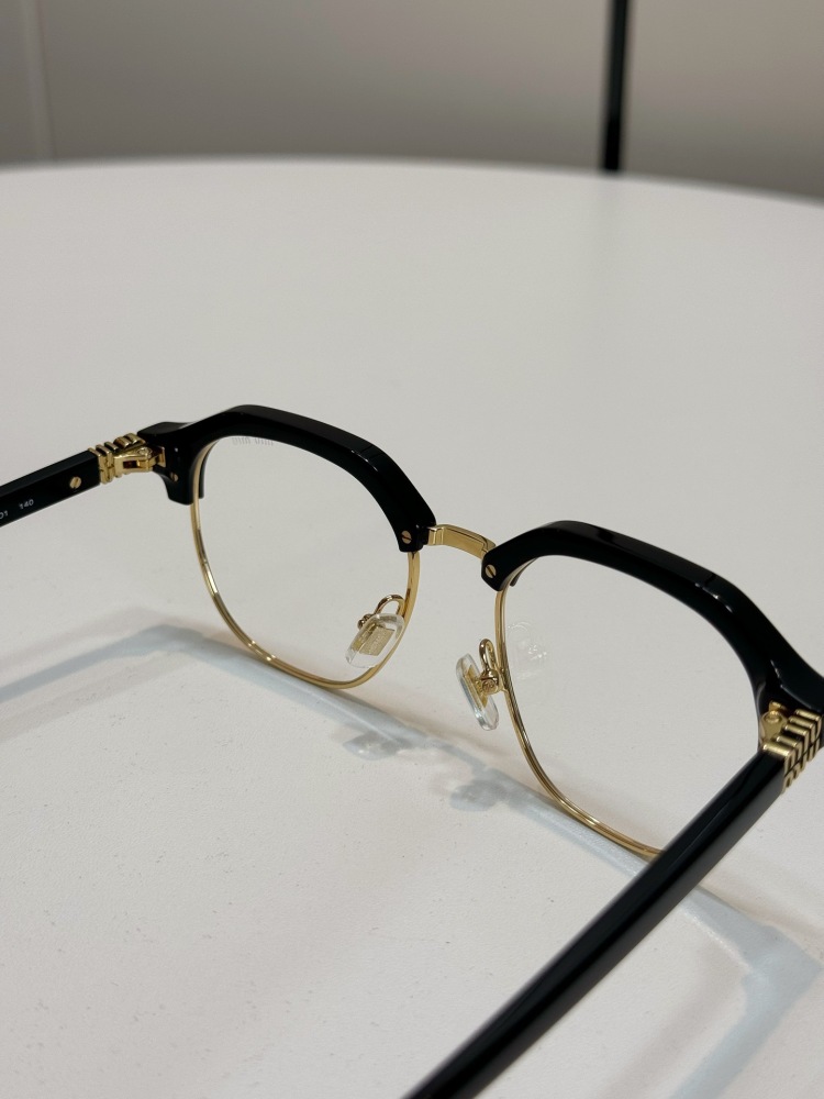 MIU MIU glasses