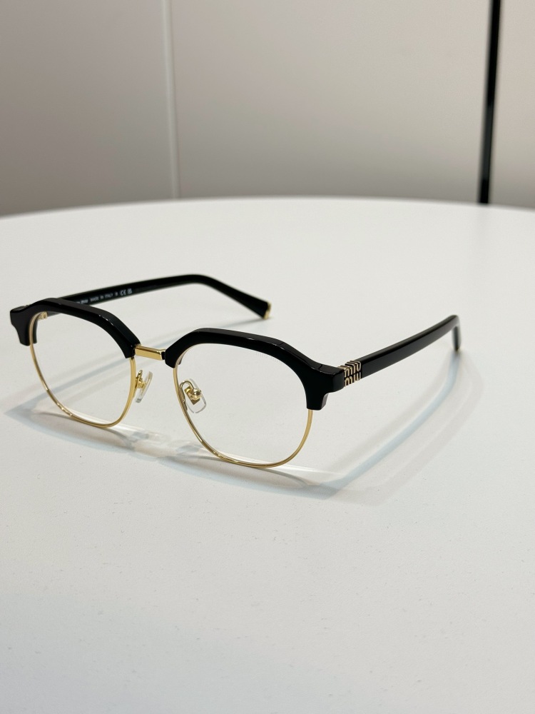 MIU MIU glasses