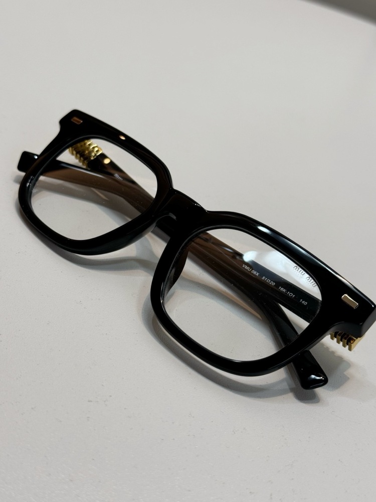 MIU MIU glasses