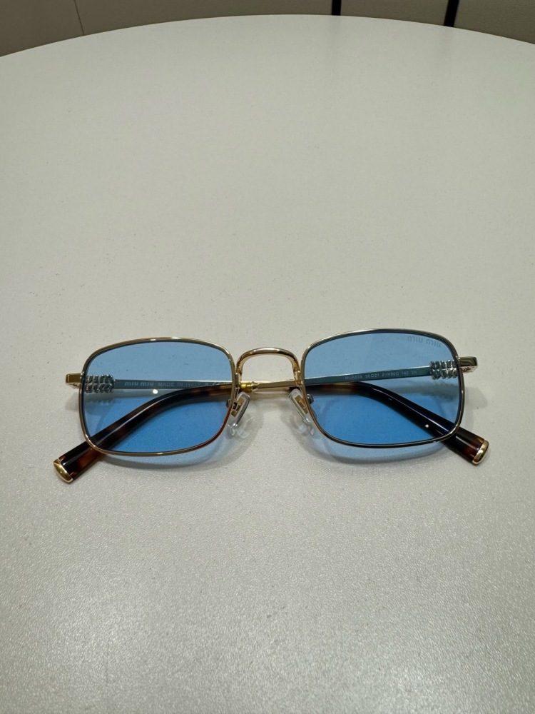 MIUMIU sunglasses