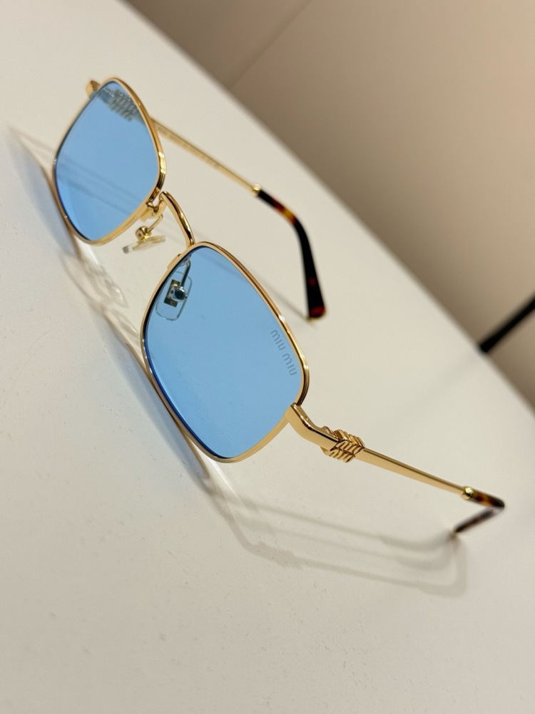 MIUMIU sunglasses