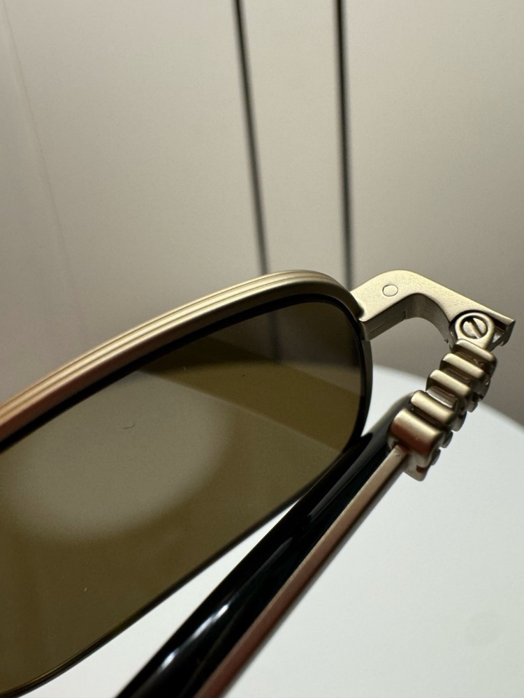 MIUMIU sunglasses