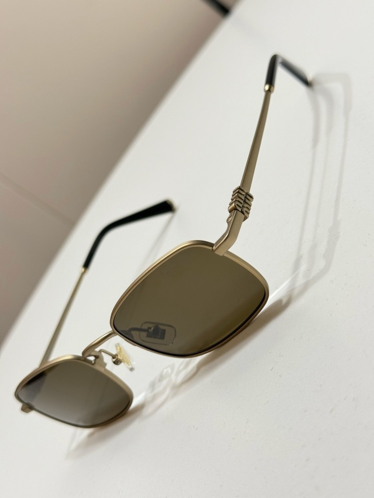 MIUMIU sunglasses