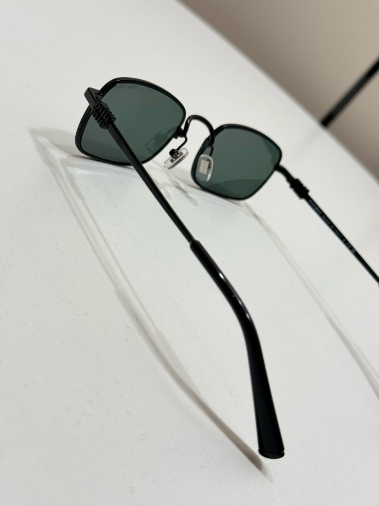 MIUMIU sunglasses