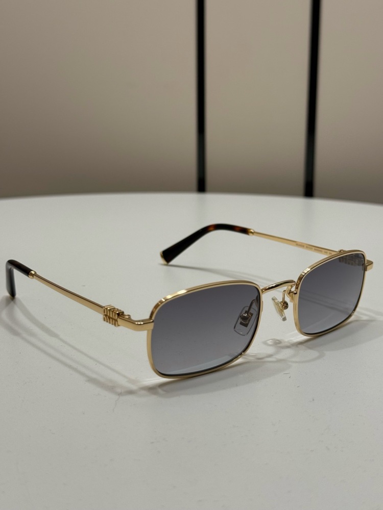 MIUMIU sunglasses