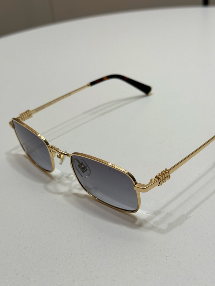 MIUMIU sunglasses