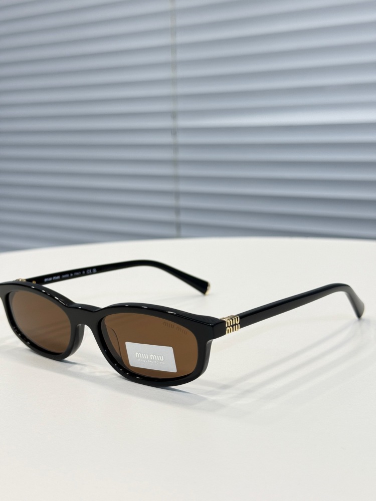 MIUMIU SUNGLASSES