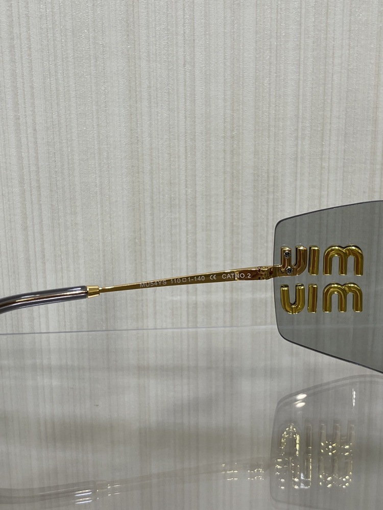 MIU MIU sunglasses