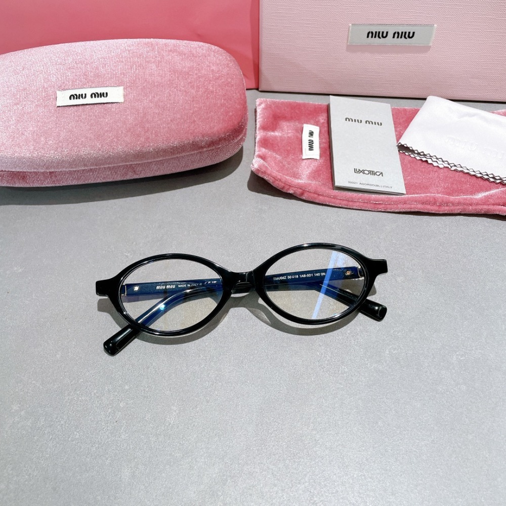 MIU MIU glasses